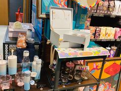 -星巴克(上海虹桥新天地二店)