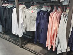 -New Balance(王府井奥莱·香江小镇店)