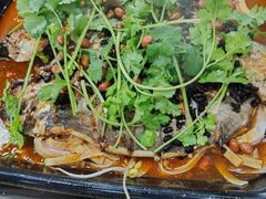 -鱼众不同·鸡公煲·烤全鱼(国顺路店)