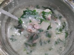 -标记美食新鲜猪杂(兴南大道店)