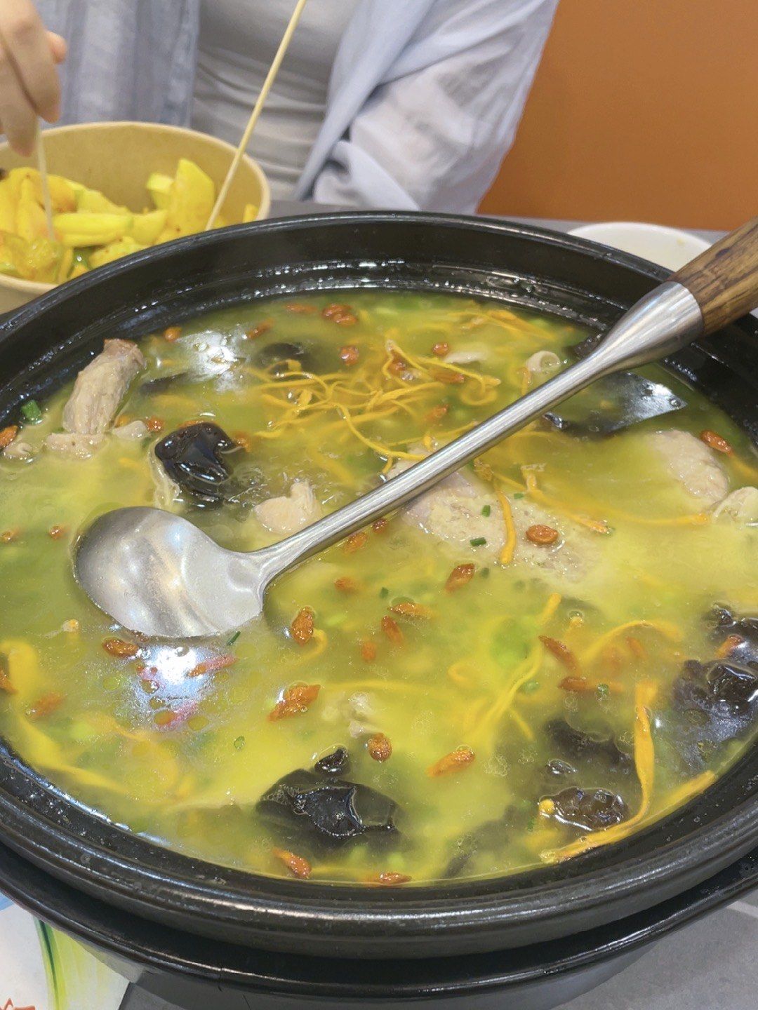 江宁肚包鸡
