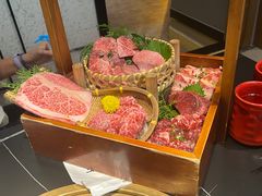 -山川小町·极番烧肉(新地假日广场店)