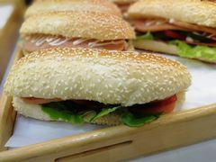 -华荣西饼屋(榕江店)