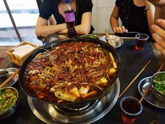 -鸿顺老铁锅美蛙鱼府(解放碑店)