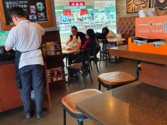 大堂-星巴克(东莞塘厦万科生活广场店)