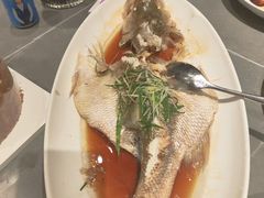 -大鸭梨烤鸭店(金顶街店)