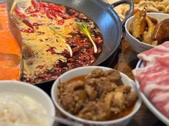 -萍姐火锅·公路夜市(武汉首店)