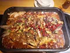 烤盘清江鱼香辣-小小河边鱼(天润城店)