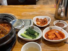 -喇喇排骨火锅·传统韩式脊骨汤(望京西园总店)