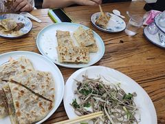 -溢心园香河肉饼总店