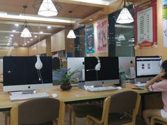 -沃尔得国际英语(泉城路校区)