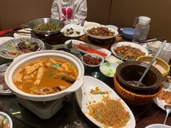 -小菜园新徽菜(蚌埠蚌山万达店)