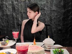 -海派悦庭·海胆烧麦·新融合菜(凯德广场店)