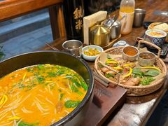 -银米·云南传统过桥米线(双廊黑金冠店)