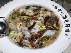 招牌老坛酸菜鱼-江渔儿酸菜鱼·拔草餐厅(虎门君乐汇店)