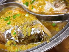 -阿瓦山寨·湘菜现炒·剁椒鱼头王(咸阳总店)