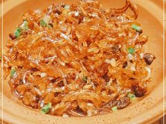 -有红鸡毛店·川菜(建设路店)