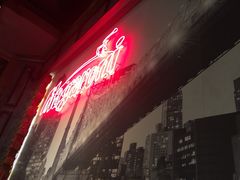 -玛格萝妮(汇智国际商业中心店)