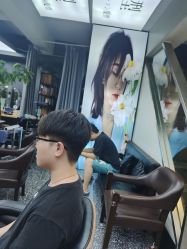 点击看大图 -藤野造型专业烫染接发