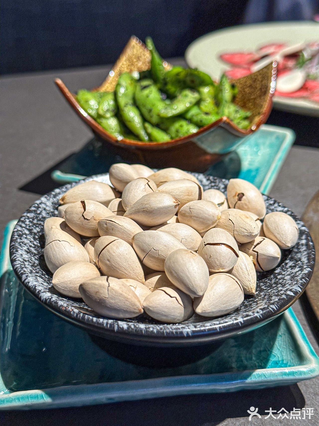 亮马河畔的美景烤肉店你还没来过吗？