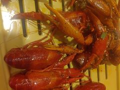 -肥肥虾庄·金牌油焖大虾(汉口城市广场店)