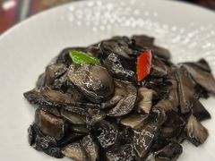 -乡村馕坑肉·烧烤·新疆菜·本地人更爱吃(阿勒泰首店)