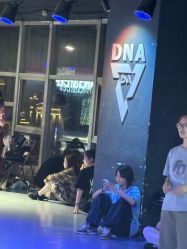-DNA舞室