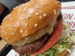 -The Habit Burger Grill 哈比特汉堡(世博店)