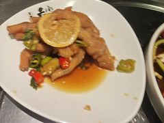 -龙巢盱眙龙虾·牛蛙·烧烤宵夜(八卦岭店)