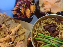 -INNS BAR 音乐酒吧餐厅