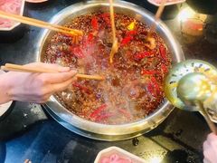 -九尺赵老四鲜鹅肠火锅