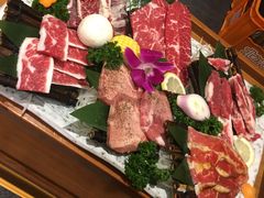 -明洞阿姨·韩式酱蟹烤肉·创意料理(三元桥店)