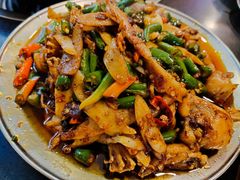 -鸿顺老铁锅美蛙鱼府(解放碑店)