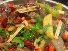 -乡土特色.冷锅鱼.牦牛肉汤锅