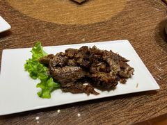 香菜拌熏鱼-郑庄脂渣海鲜楼(九水路店)