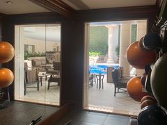 -富力丽思卡尔顿酒店健身中心