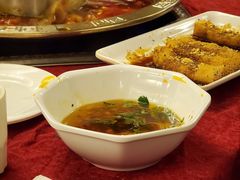 -山城年华老火锅(玉林店)