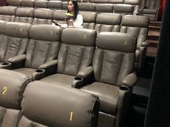 -大光明丽星VIP影城(昌里路杜比全景声店)
