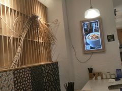 -李与白包子铺(桐梓林店)