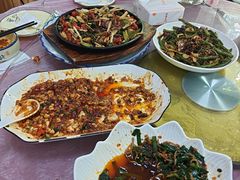 -洪霞餐馆