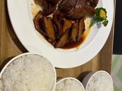 -美食小镇·观赏珍稀鸟类·长隆熊猫酒店