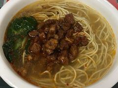 -黄阿姨锅贴大王(万航渡路店)