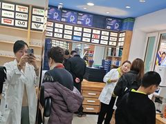 -豪门视光·星趣控·蔡司依视路眼镜代理商(中央大街店)