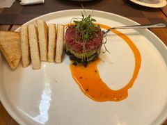 牛肉塔塔配牛油果黑橄榄酱-Solo(衡山路店)