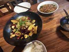 -万记麻辣烫国展总店
