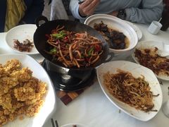 -八府香鸭·啫啫煲(华山路店)