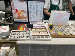 -阮大兴糕团(杭州西湖银泰百货店)