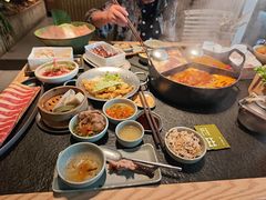 -三出山火锅(南京万象天地店)
