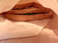 -星巴克(北京西站5号候车室)