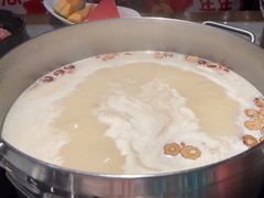 -尚尚仙·酸汤猪手·猪肚鸡火锅(华联万柳购物中心店)